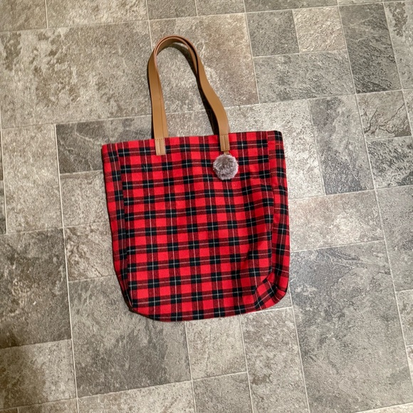 Red and Black Checkered Tote with Tan Handles - Picture 3 of 6